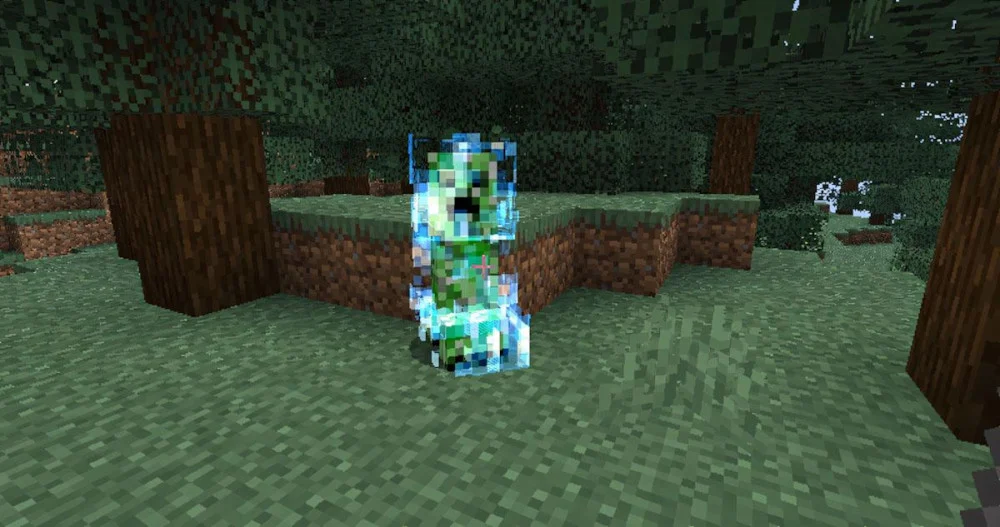 Charged Creeper sét đánh tăng nổ cực mạnh phá hủy khu vực